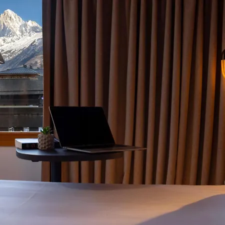 Ibis Styles Chamonix מלון אוש