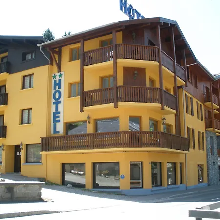 Отель Ibis Styles Chamonix 3*