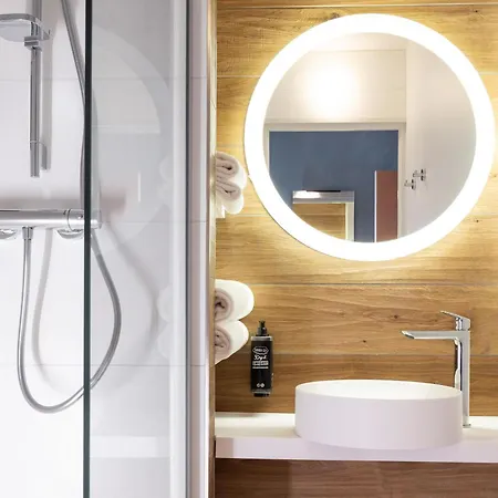 Ibis Styles Chamonix レ・ズッシュ